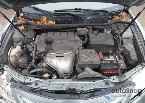 2011 Toyota Camry Le z USA, uszkodzony, nr VIN 4T1BF3EK4BU724591